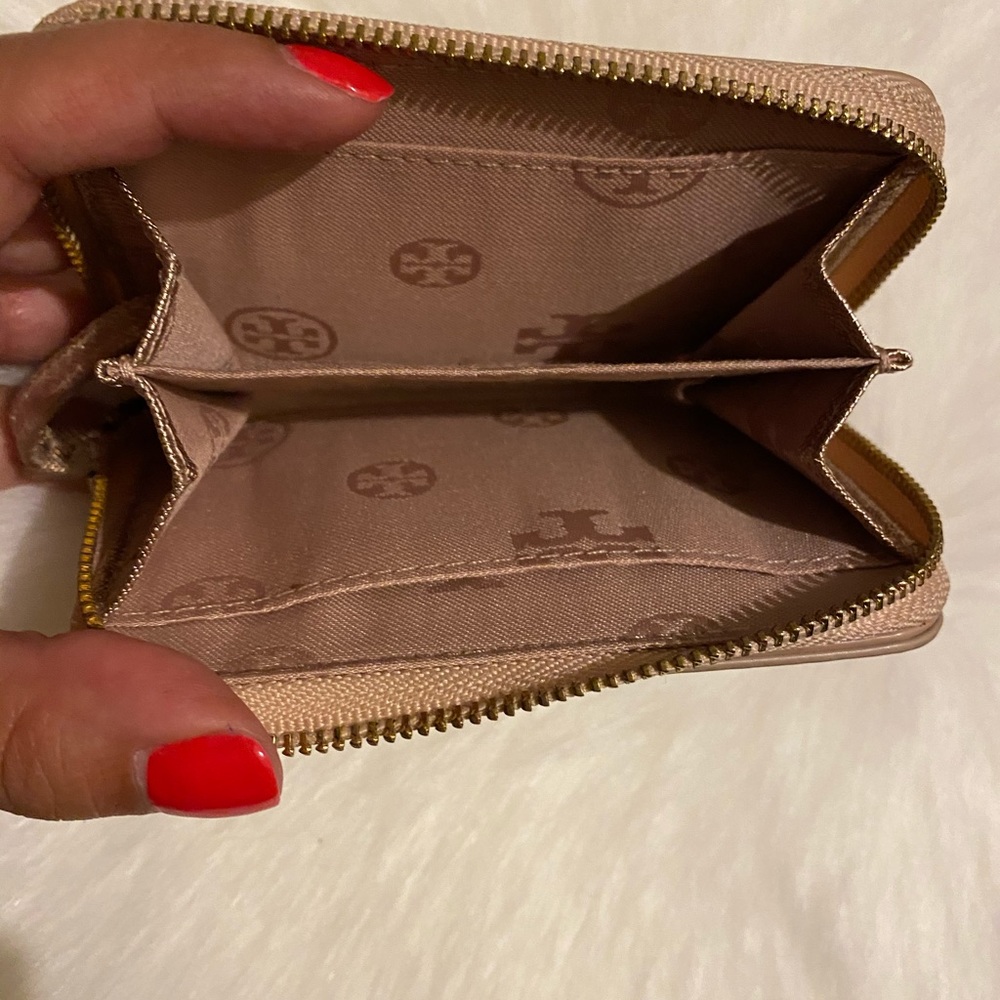 Wallet - Picture 4 of 4